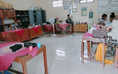 Rapat Rutin Bulanan Pendidik dan Tenaga Kependidikan di MTs. Miftahul Ulum Ulul Maqom